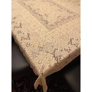 Reversible Vintage Ivory Lace Table Cover 66 x 86